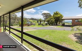 Cuttagee Beach Cottage 3 - Tathra Bermagui Rd 3521